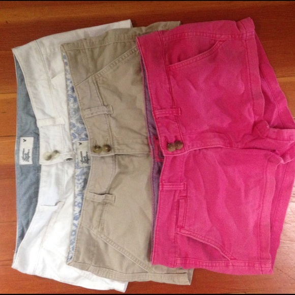 3 pairs of American Eagle shorts