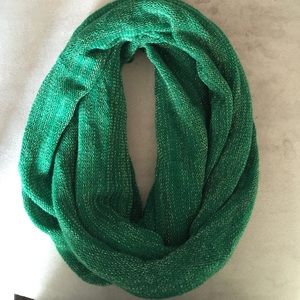 Green with gold infinity scarf.