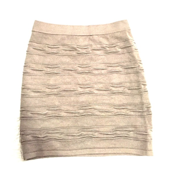 Beige high waisted skirt