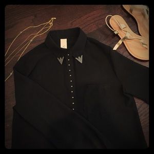 🌻reserved🌻black sheer button down ♠️