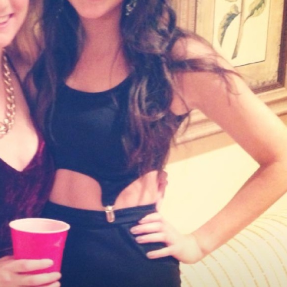 Black two piece dress - Picture 3 of 4