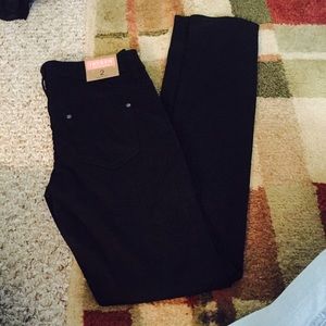 Delia's black skinny jeans