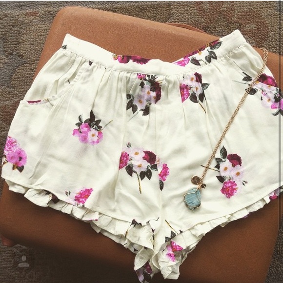 ISO Mink Pink Floral Shorts!