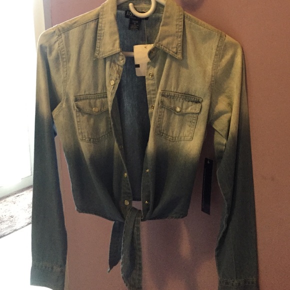 crop top jean jacket