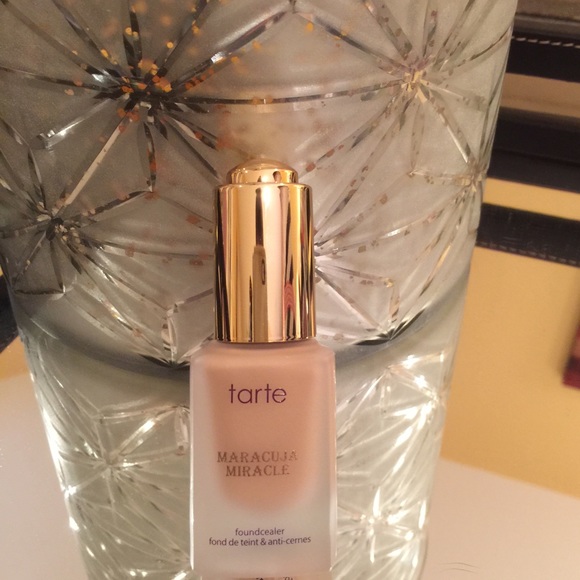 💥GIFTED💥-Maracuja Miracle Foundcealer-NEW - Picture 3 of 3