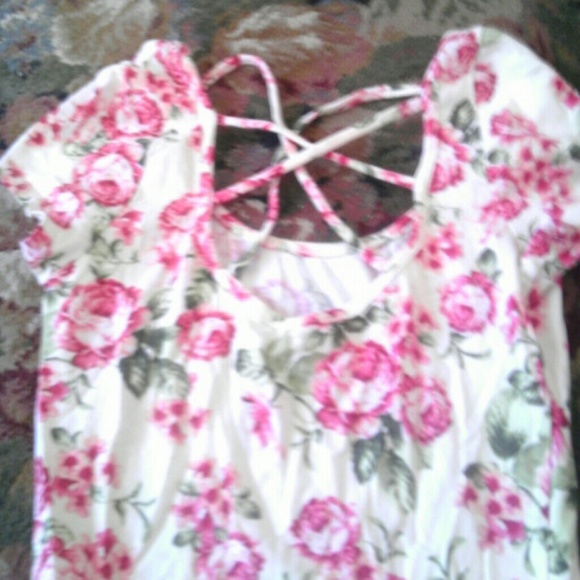 Crop top bundle - Picture 2 of 3