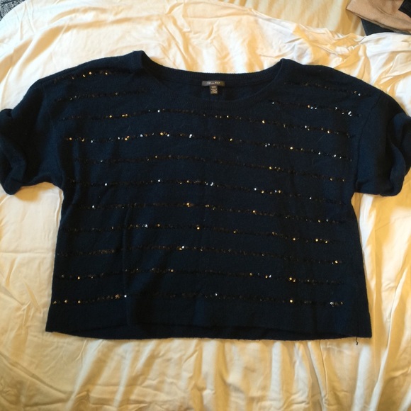 Cropped sweater