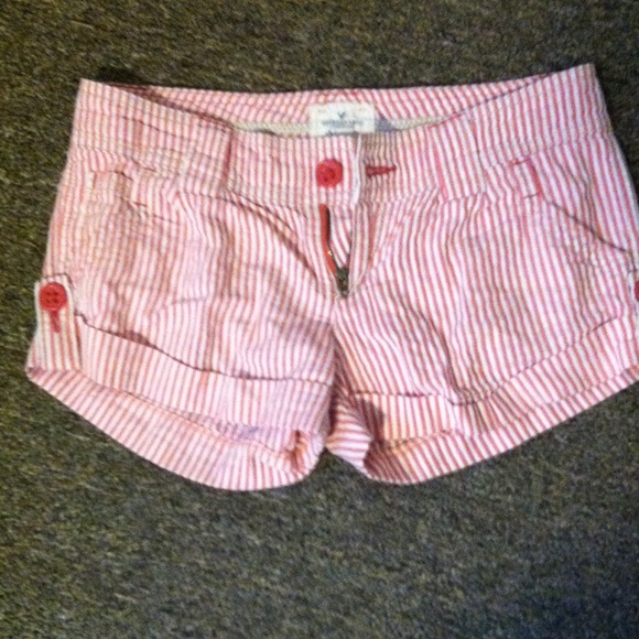 American Eagle pink seersucker shorts!