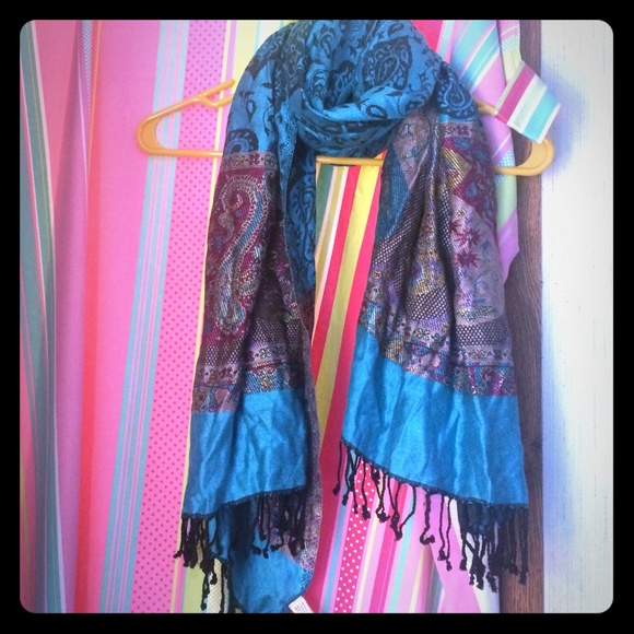 {Turquoise & Paisley} Tapestry Scarf