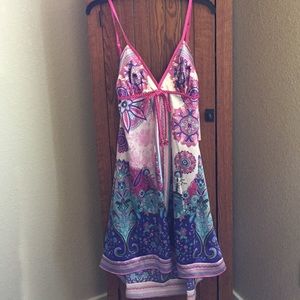 ⬇️PRICE DROP‼️NWT Guess dress size small