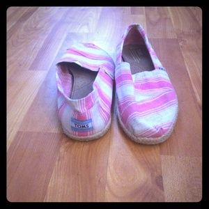 Toms shoes