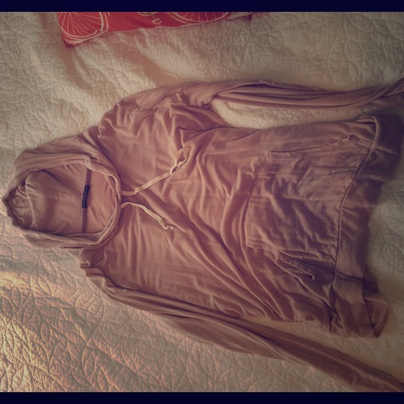 Brandy Melville light pink hoodie! NWOT