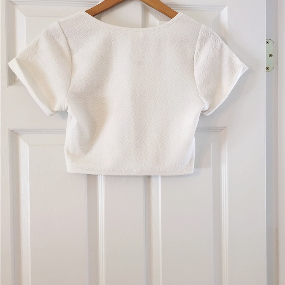 Cream Crop Top - Picture 2 of 2