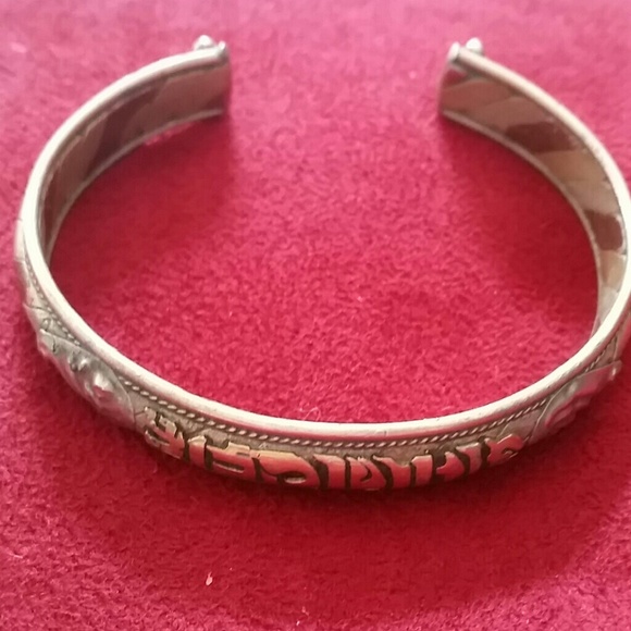 Bundled - Picture 2 of 3