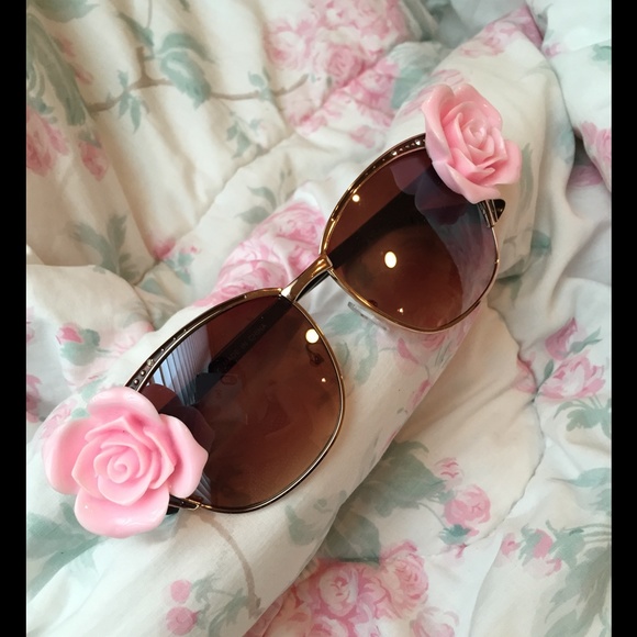Unique Embellished Pink Rose Sunglasses