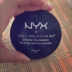 Nxy matte but not flat powder