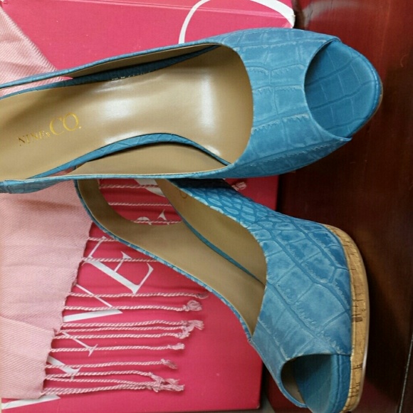 Nine & Co. Open Toe Heels - Picture 3 of 3