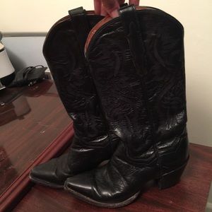Beautiful Black Cowboy Boots