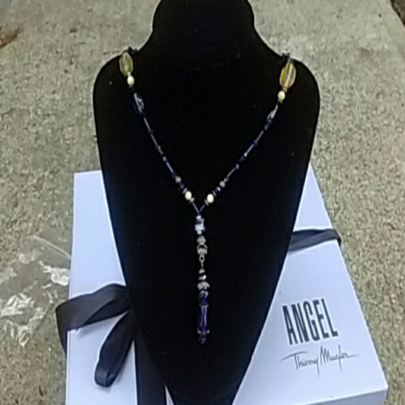 Necklace - Picture 2 of 4