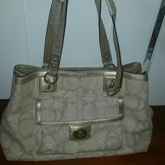 Gold Coach handbag 👜
