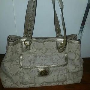 Gold Coach handbag 👜