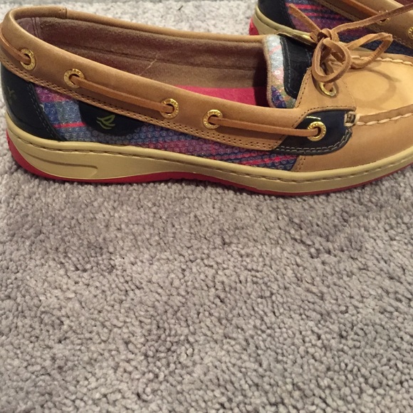 sperry - Picture 2 of 4
