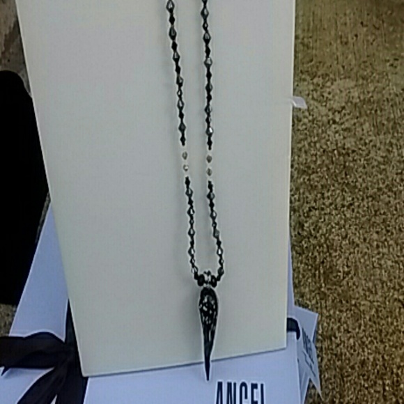 Necklace - Picture 3 of 4