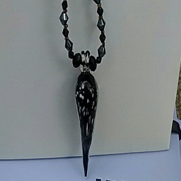 Necklace - Picture 4 of 4