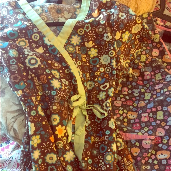 Xs-s scrub tops