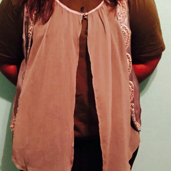 Vest - Picture 2 of 2