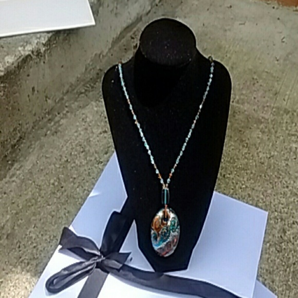 Necklace - Picture 2 of 4