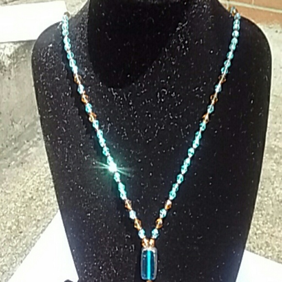 Necklace - Picture 3 of 4