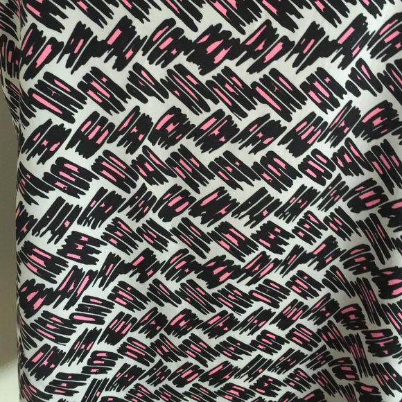 ❌Sold❌Summer Top - Picture 2 of 4