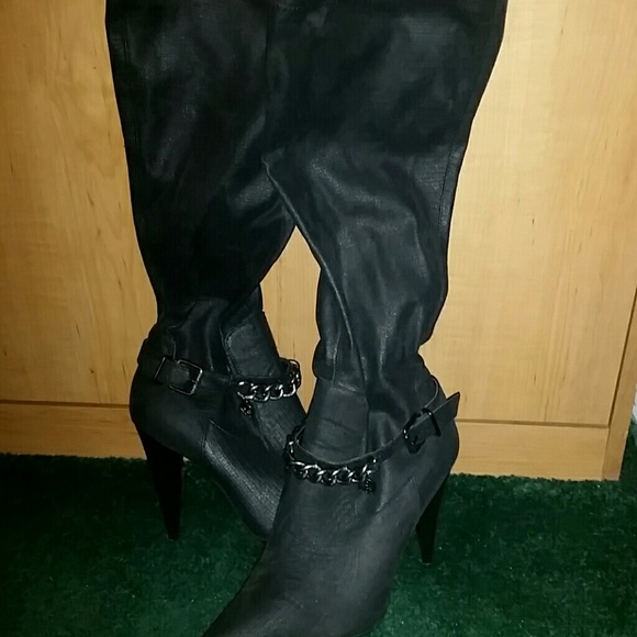 Below the knee boots