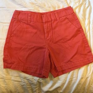 Colored khakis shorts