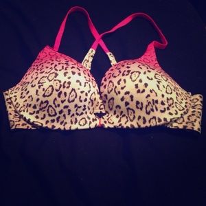 Brand new VS bra!!!
