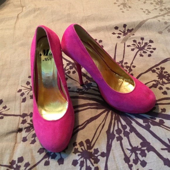 Miss Me Pink Heals 👠