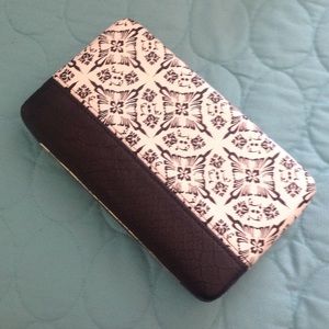 Hinge Wallet