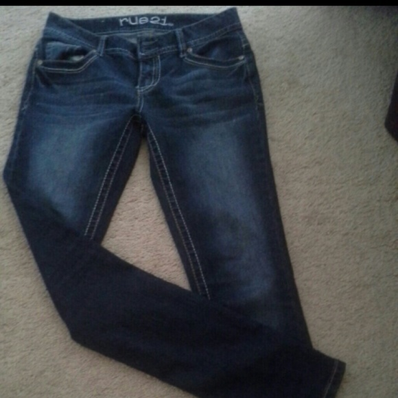 Rue 21 sz 3/4 skinny jeans!