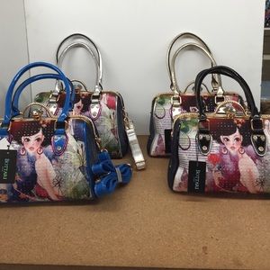 Brand new "it girl" diamond lock purse