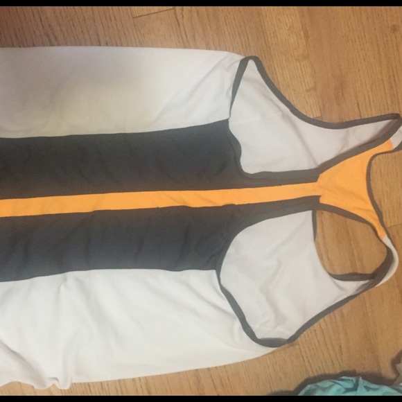 Nike DriFit tank