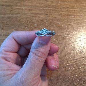 14k White Gold diamond band and ring set