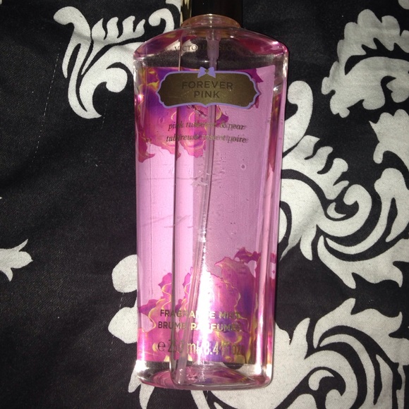 VS Forever Pink Body Spray