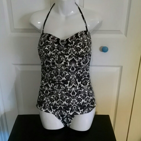 Adorable Tommy Bahama Swimsuit