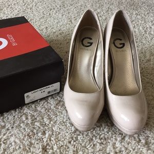 Nude Guess heels
