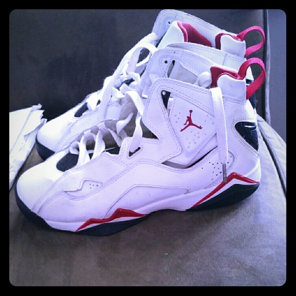 SOLD !!!!Jordans True Flights for
