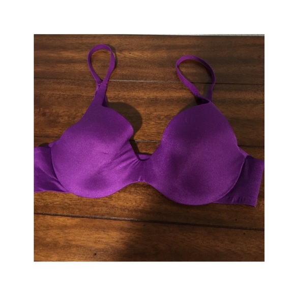 Victoria's Secret lined perfect coverage bra