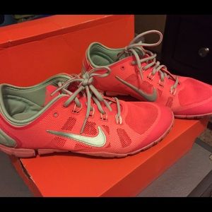 Women's Nike Free Bionic! Great running shoes!