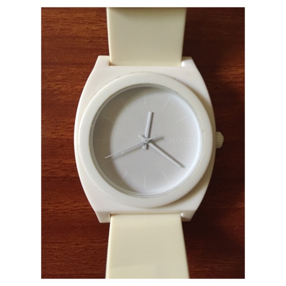 Nixon Accessories - Nixon (The Time Teller P) watch