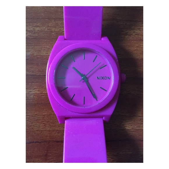 Nixon Accessories - Nixon (The Time Teller P) watch